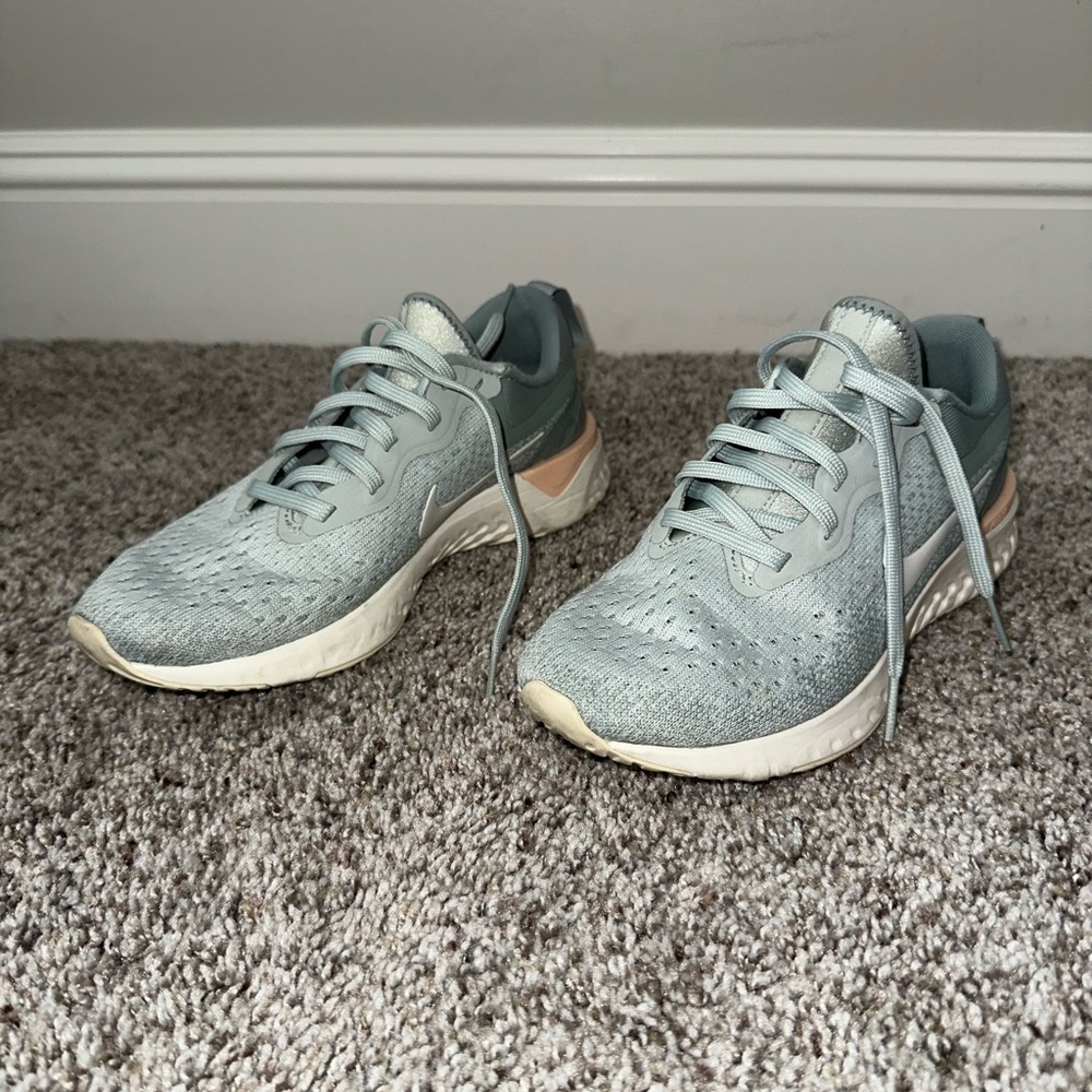 Nike Odyssey React Running Sneakers Size 6 - image 1